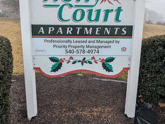 2nd image of 1 Holly Ct APT B