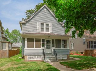 416 Maple Ave, Aurora, IL 60505