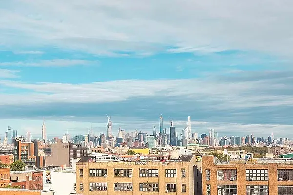 Rented by Hagstrom Management Inc | media 11