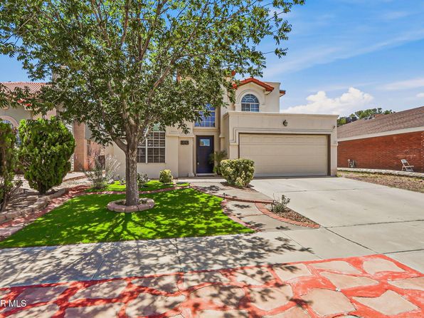 11992 Francis Scobee Dr, El Paso, TX 79936