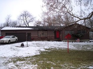 4974 S Valley Ln, Chana, IL 61015