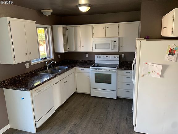3rd image of 7216 NE 129th Ave