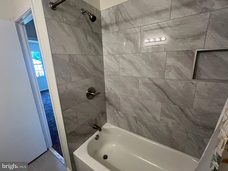 14827 Belle Ami Dr — Photo 16