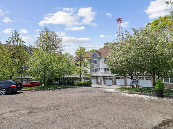12 Willard Rd Unit 10, Norwalk, CT 06851