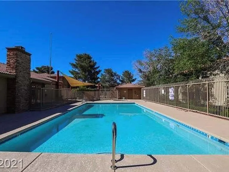 7300 Pirates Cove Rd #2037 — Photo 17