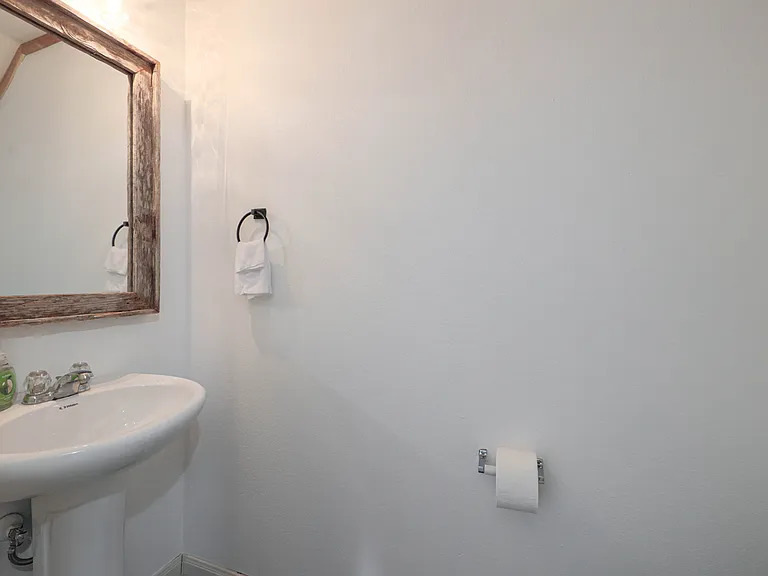 349 Zarya — Photo 24