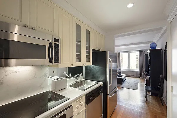 Sold by Berkshire Hathaway HomeServices New York Properties | media 3