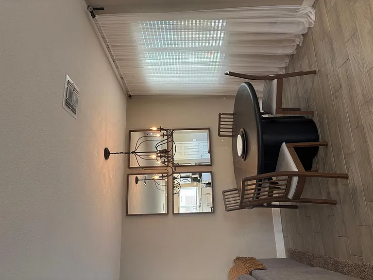 2902 W Straford Dr — Photo 8