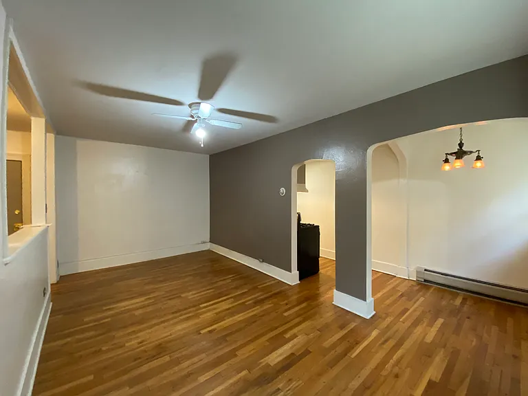 1275 N Clarkson St — Photo 10