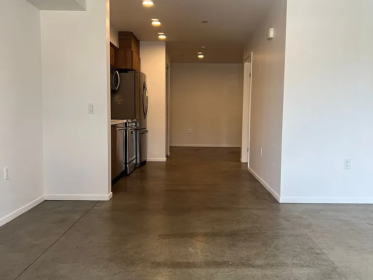 The Californian Coastal Apartments — Photo 32