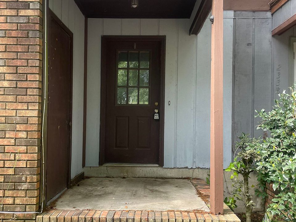 2nd image of 2336 Merrigan Pl #C