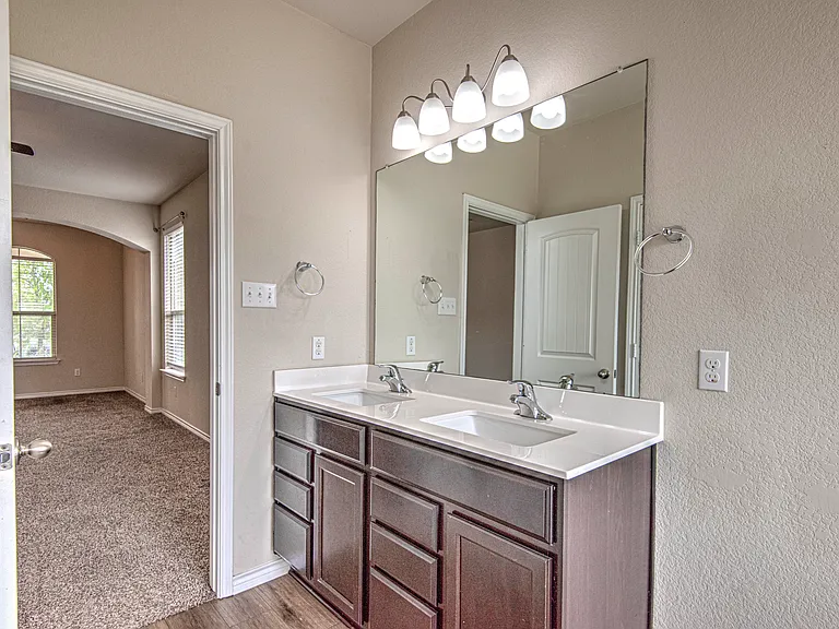 6107 Lavaca Dr — Photo 19