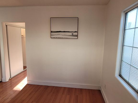 4th image of 812 E Sacramento St