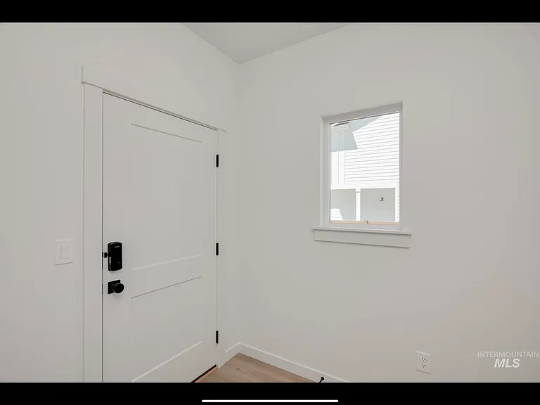 7148 W Riverwood St — Photo 5