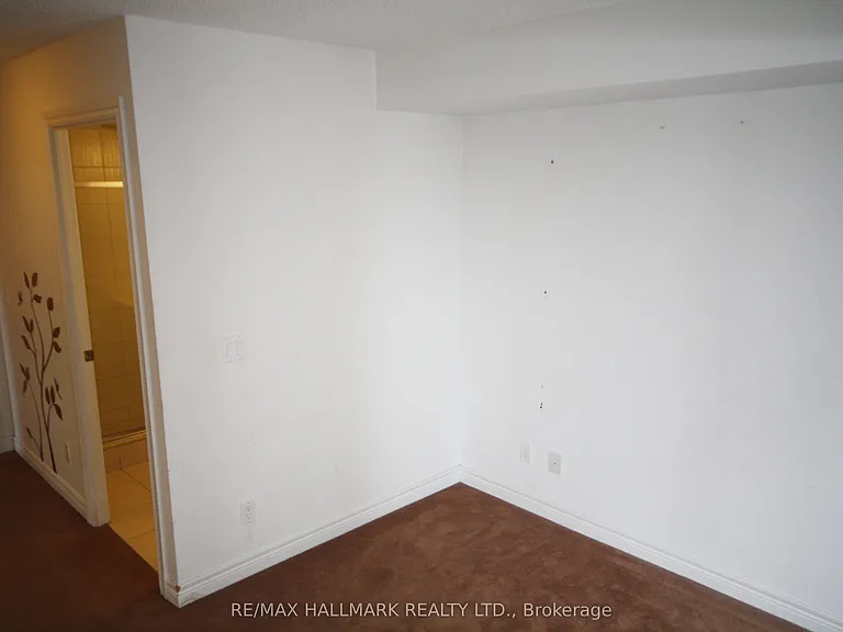 50 Town Centre Ct #1710 — Photo 8