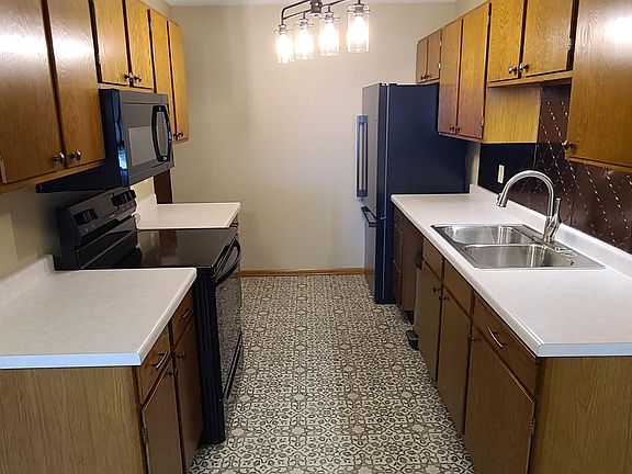 4th image of 1200 18th Ave NW APT 128
