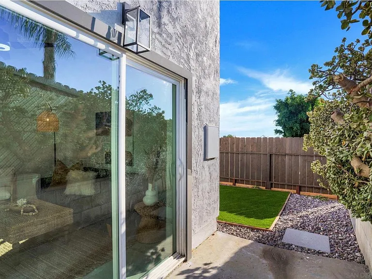2242 W Jewett St — Photo 11