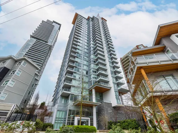 520 Como Lake Ave #1303, Coquitlam, BC V3J 0E8