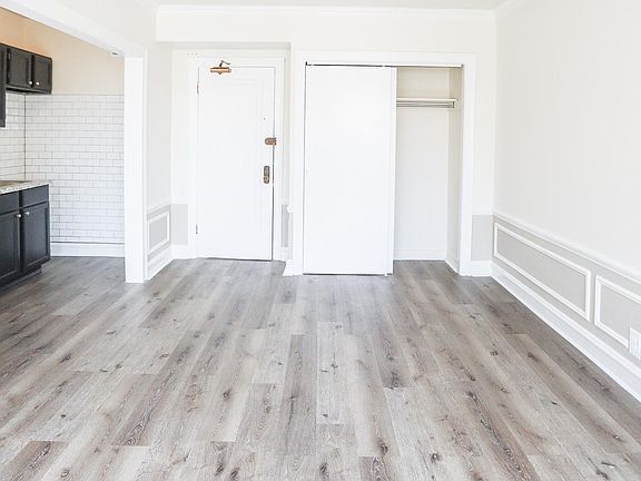 4th image of 5301 N Ashland Ave APT 210