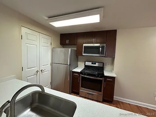 488 Bedford St #232 — Photo 2