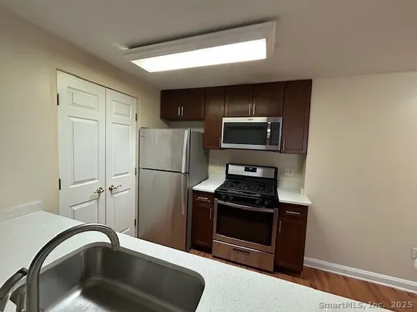 488 Bedford St, Stamford, CT