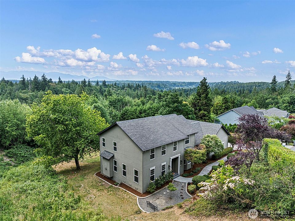 1st image of 2606 NE Lillehammer Lane