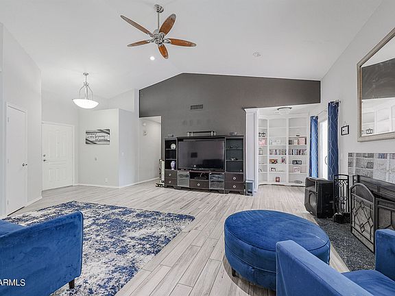 2nd image of 1303 E Rosemonte Dr