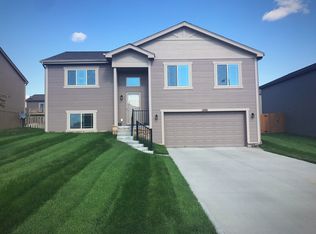 13903 S 43rd St, Bellevue, NE 68123