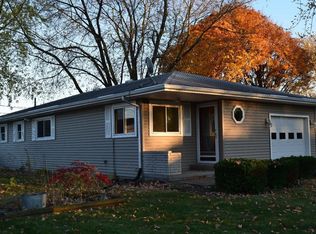109 Greenwood Dr, La Porte, IN