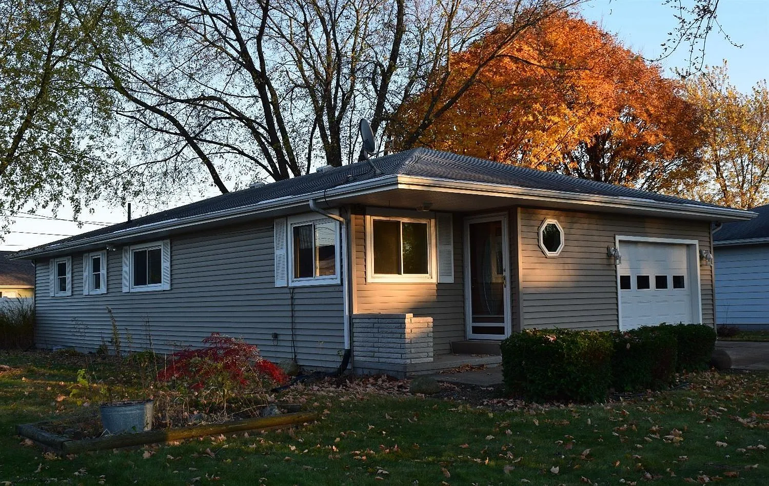 109 Greenwood Dr photo 1