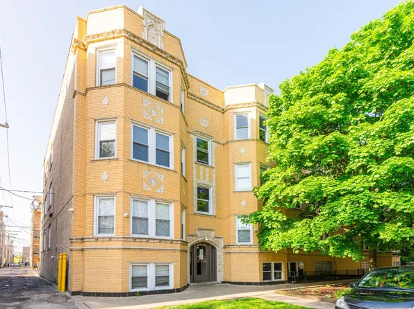 2253 W Rosemont Ave APT 3, Chicago, IL 60659