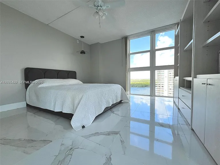 100 Bayview Dr #1827 — Photo 23