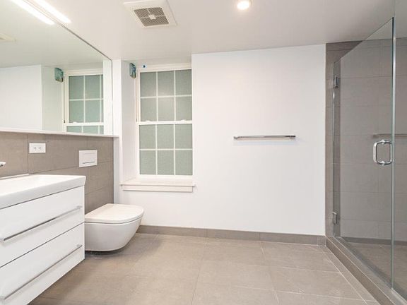 5th image of 22 Fleet St APT 5