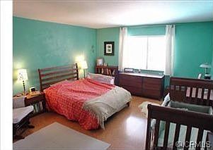 5th image of 3636 Sumner Ave APT 214