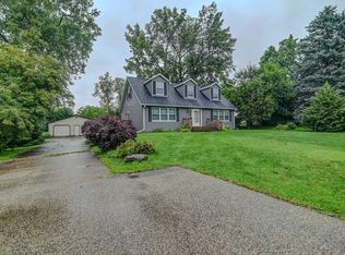 4986 W Clayton Rd, Fitchburg, WI 53711