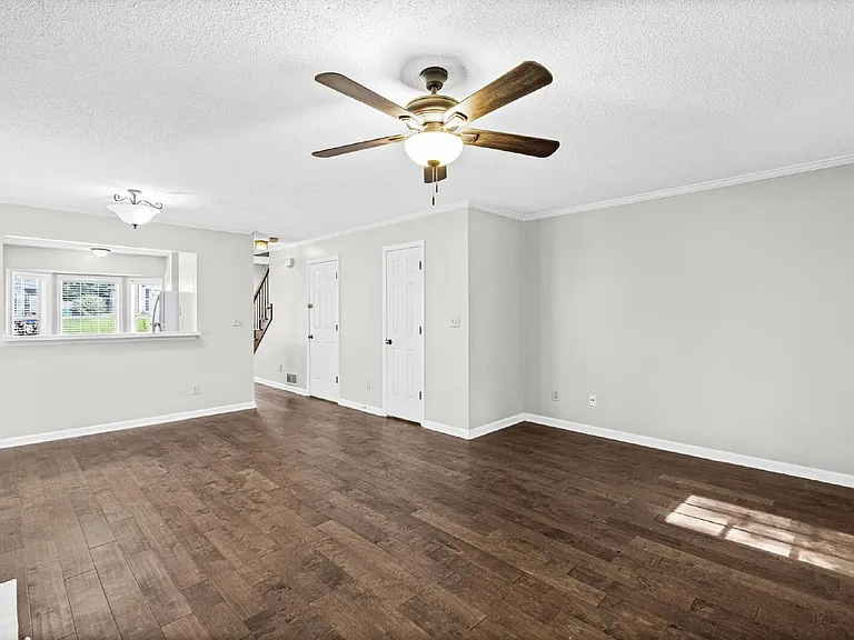 5180 Laurel Bridge Ct SE — Photo 10