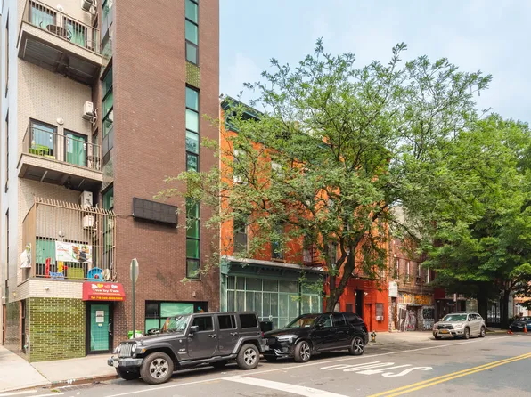 445 Grand Street image 6 of 28