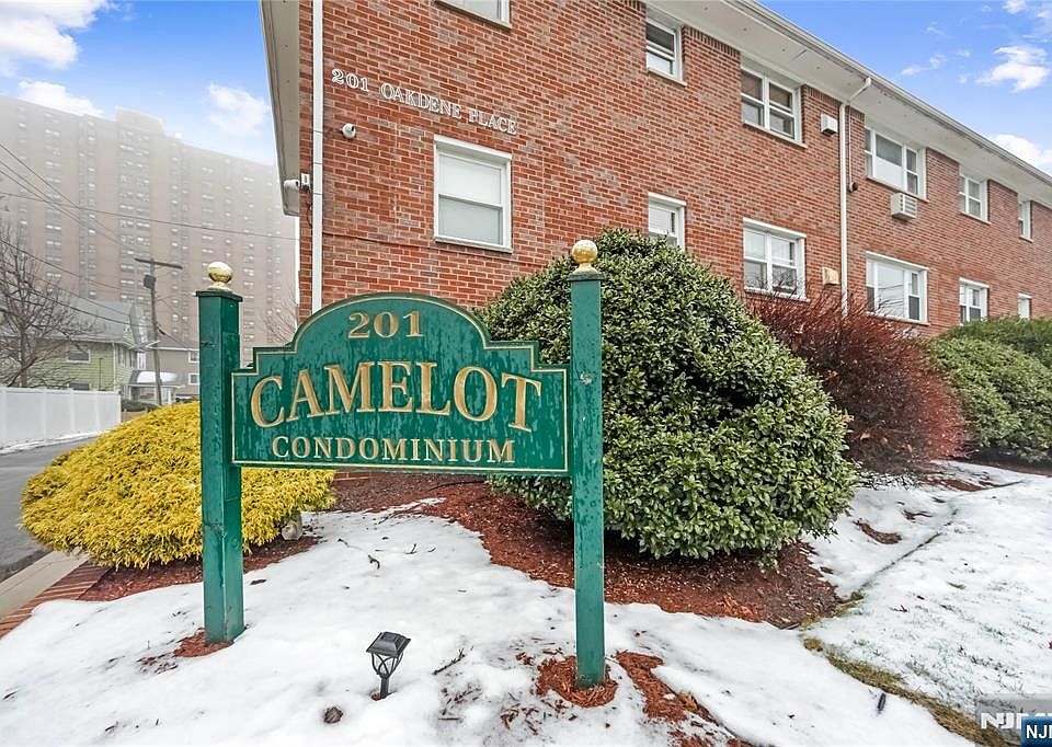 1st image of 201 Oakdene Pl #C00e2