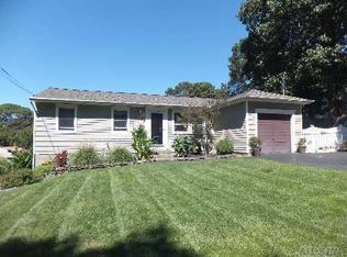 281 Collington Dr, Ronkonkoma, NY 11779