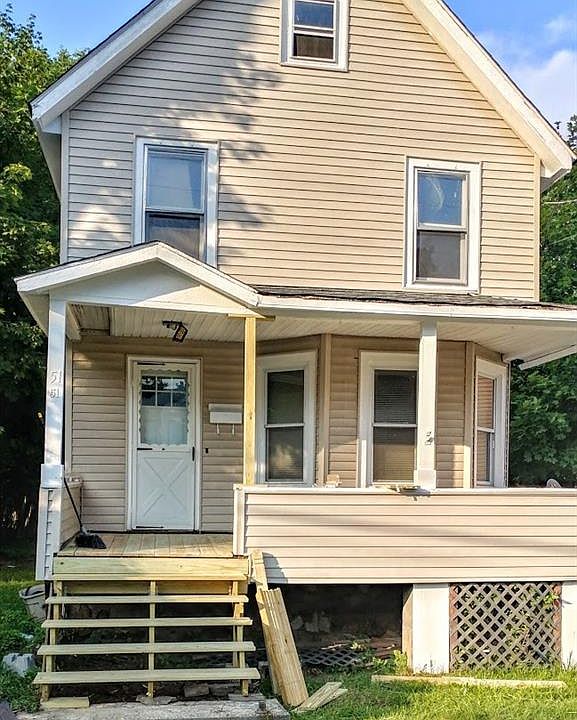 1st image of 51 Roosevelt Ave