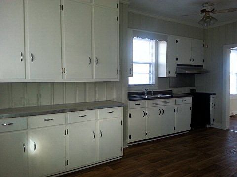 5th image of 907 Hamilton St