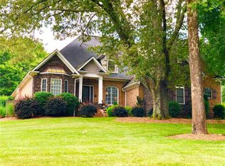 108 Vinings Xing, Belton, SC 29627