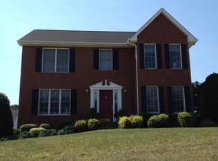 723 Brookfield Ln, Roanoke, VA 24012