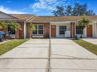 913 Burlwood St, Brandon, FL 33511