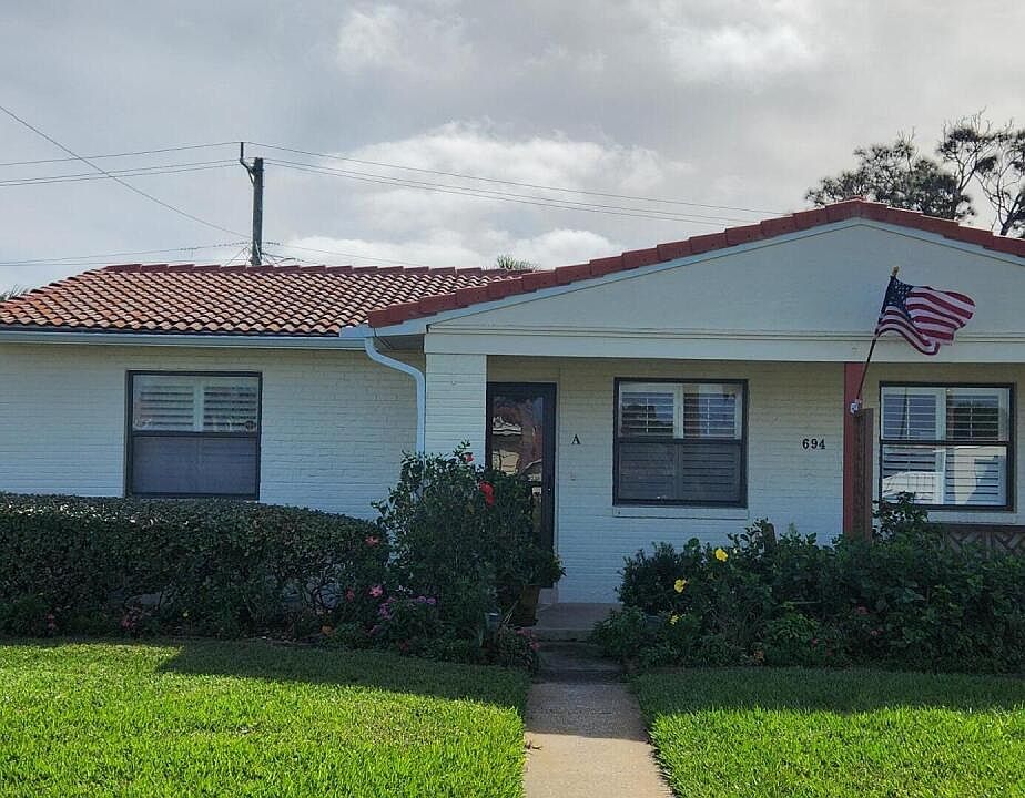 1st image of 694 Flamingo Dr Unit A