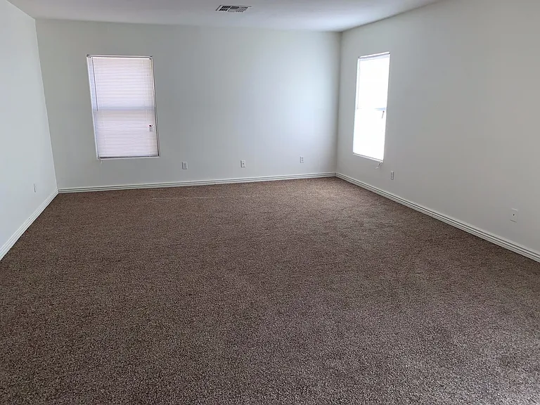 43589 W Cowpath Rd — Photo 18