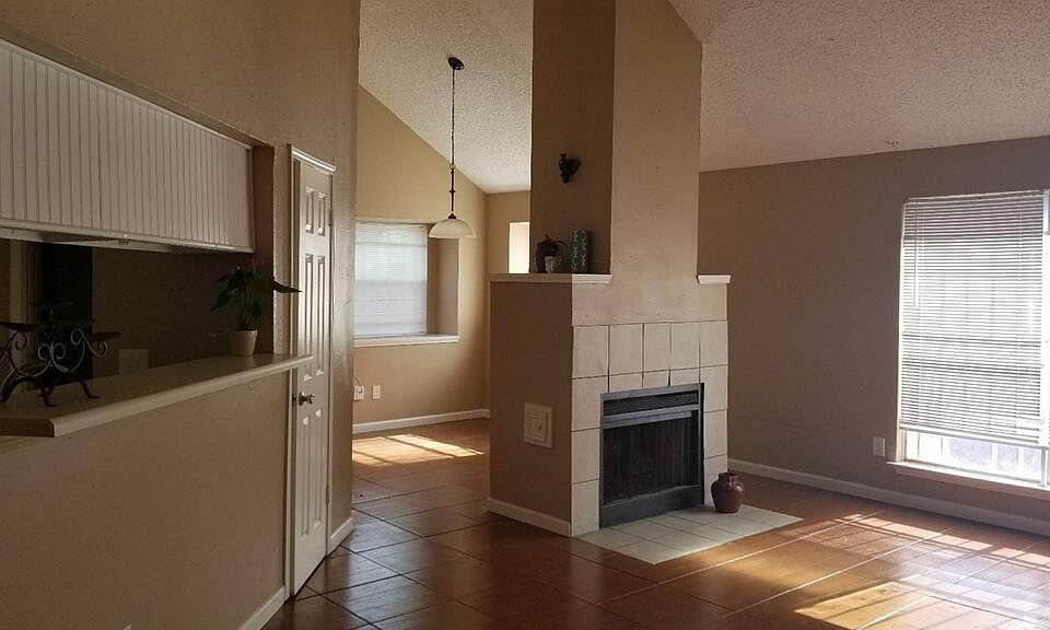 1st image of 6333 Southwood Ct N