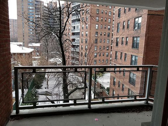 4th image of 6115 98th St APT 5H