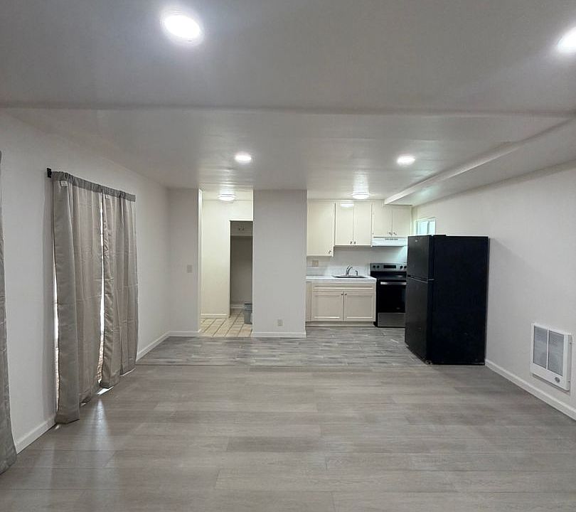 1st image of 1326 Edgewood Way #6