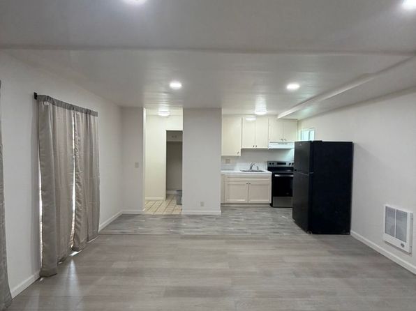 1326 Edgewood Way #6